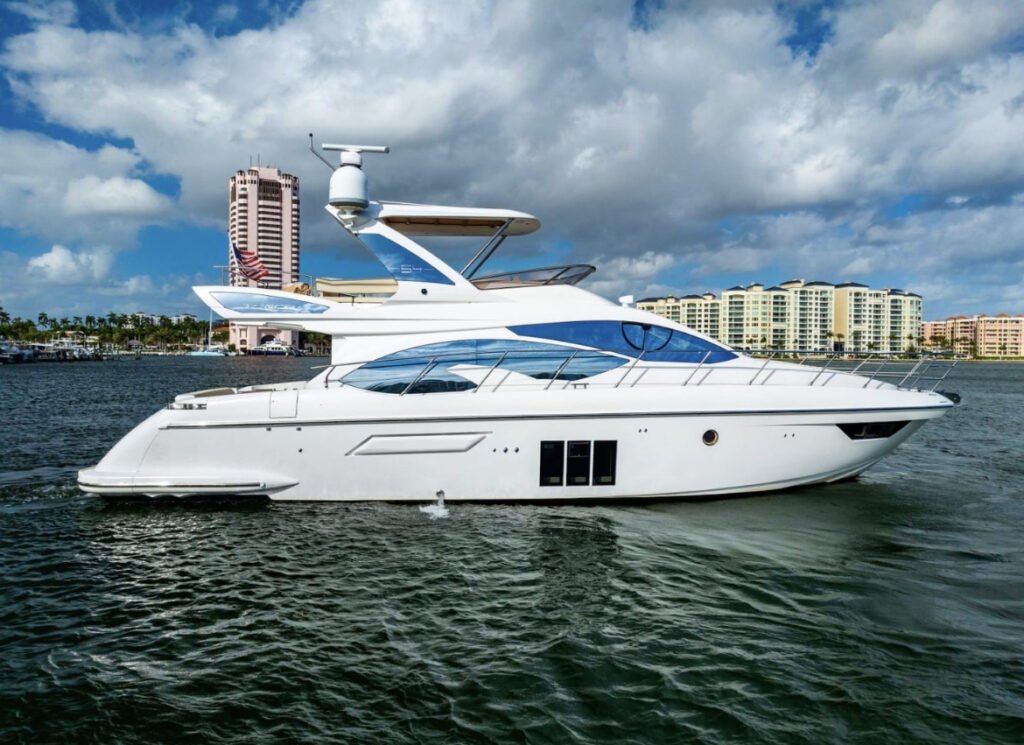 Azimut 54 Flybridge luxury yacht charter cruising Biscayne Bay Miami