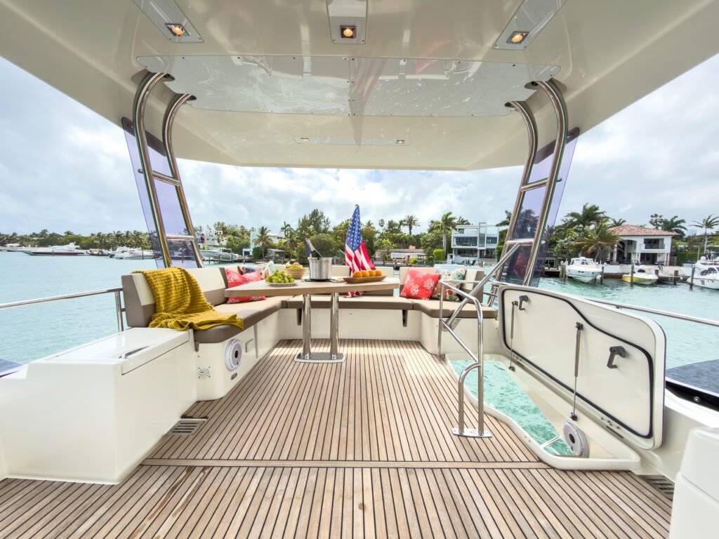 Prestige 550 aft cockpit dining yacht charter